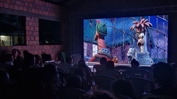 Cinema Itinerante leva cultura cinematográfica à zona rural de São Vicente Férrer